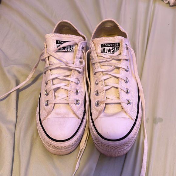 Chuck Taylor All Star Lift Platform Womens Low Top Shoes - Picture 4 of 4